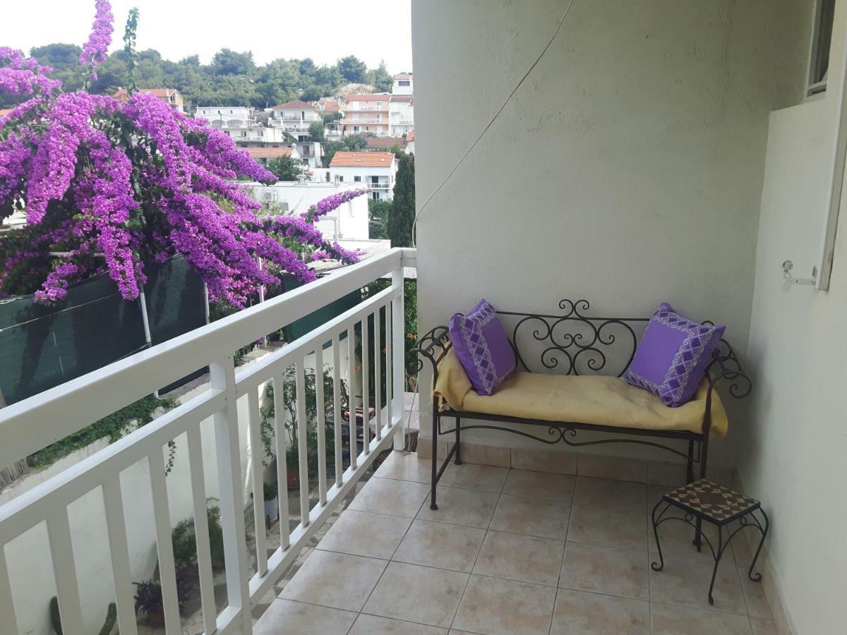 Noor Apartment And Room Хвар Экстерьер фото